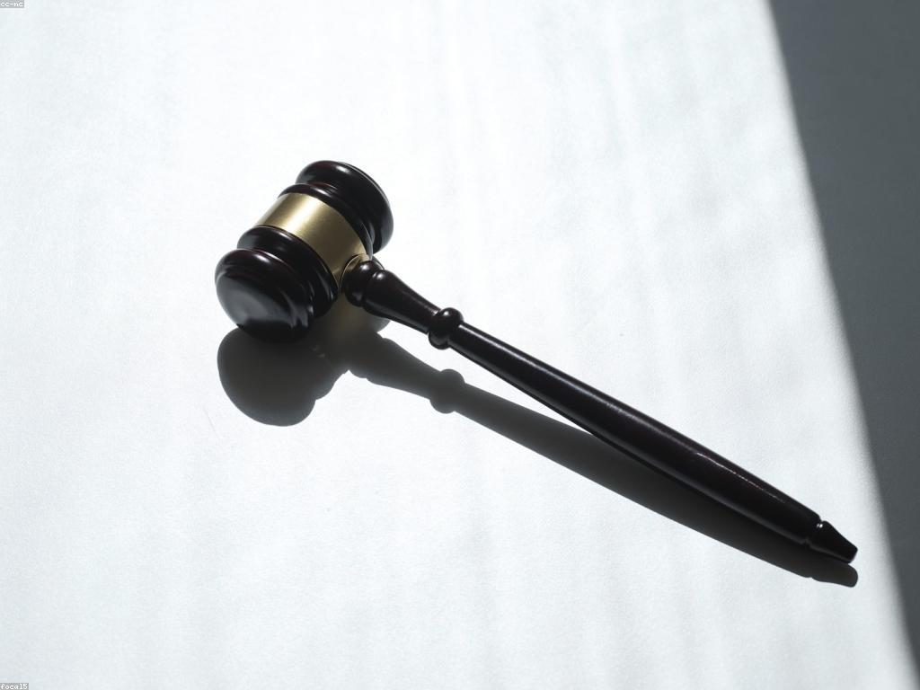 ព័ត៌មានស្របច្បាប់: ការបកស្រាយនិងការពិភាក្សា